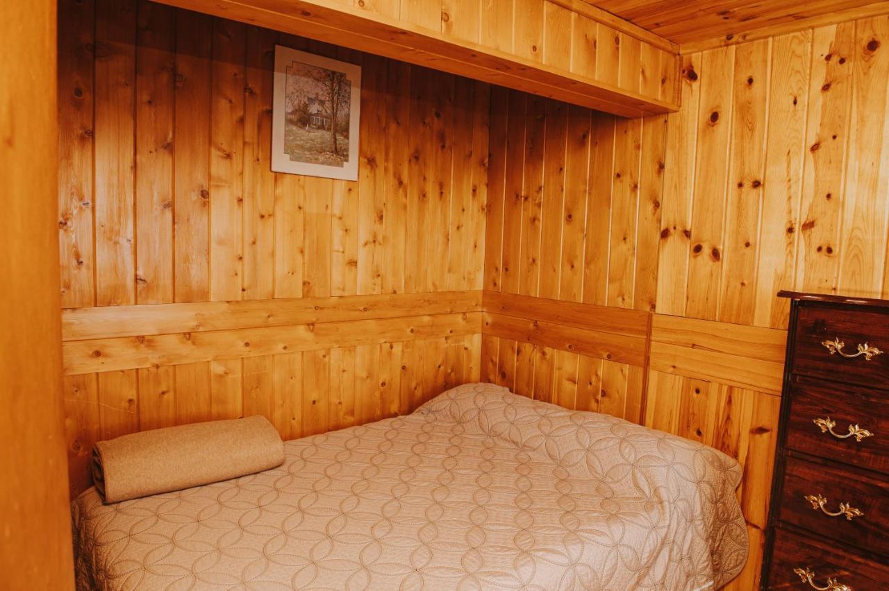 Lang Lake Resort Espanola Exterior foto