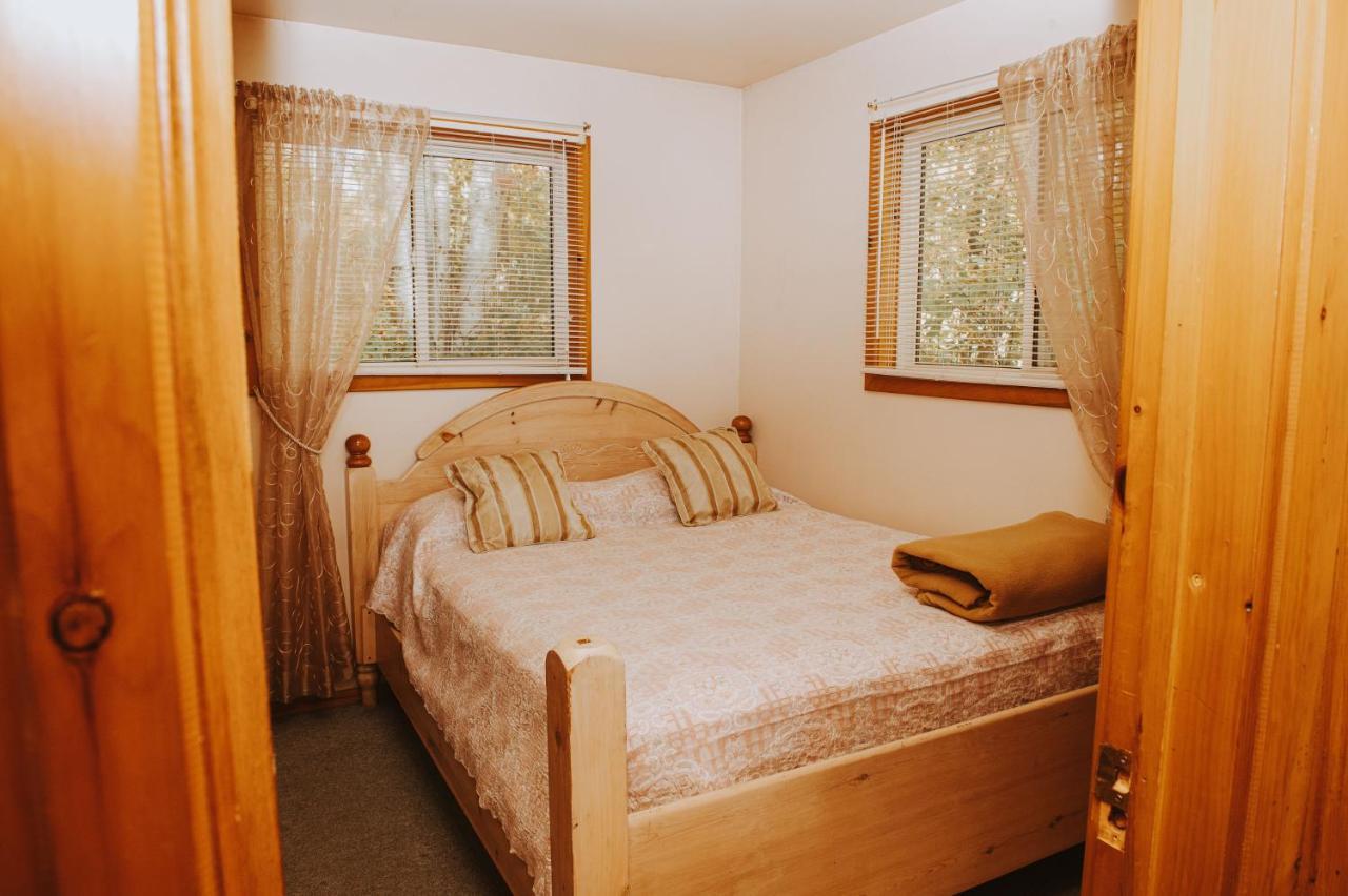 Lang Lake Resort Espanola Exterior foto