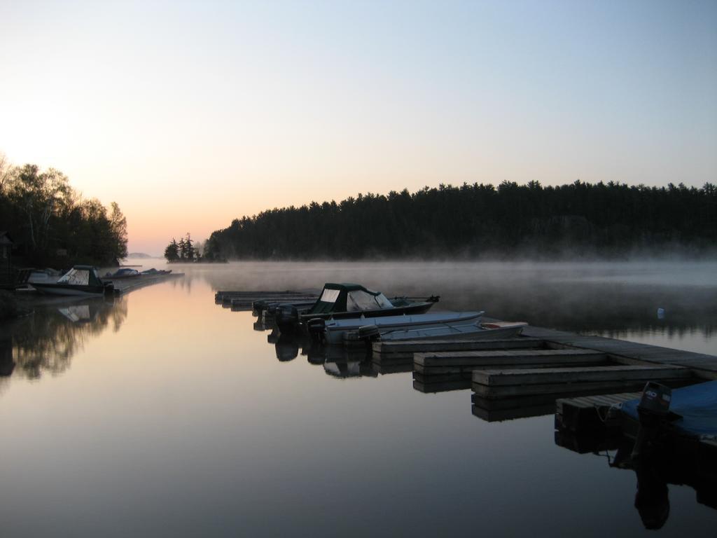 Lang Lake Resort Espanola Exterior foto